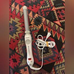 Beachwaver S1 White Rotating Curling Iron with a 1-inch curl